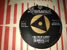 THE SHIRELLES..I MET HIM ON A SUNDAY.. RARE UK FIRST ISSUE BRUNSWICK 45-05746