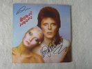 DAVID BOWIE - PIN UPS SIGNED BY GEOFF MACCORMACK , WOODY WOODMANSEY VINYL LP