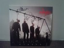GIANTS VINYL SIGNED BY THE STRANGLERS