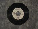 ELVIS PRESLEY - 1957 - RARE - RCA VICTOR - DJ-56 - PROMO - WHITE LABEL - 45 RPM