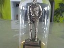 superbe statuette vintage sous globe en verre  JOHNNY HALLYDAY  collector rar