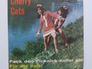 Cherry Cats. Pack den Picknickkoffer ein.  Bingola Label   Top Zustand