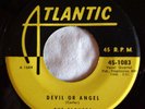 CLOVERS 45 Devil or angel / Hey, doll baby ATLANTIC VG++ Doowop Kz198