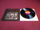 CROSBY STILLS NASH AND YOUNG DEJA VU UK 1ST PRESS EMBOSSED COVER 1970