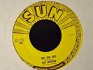 ORIG SUN 45 Roy Orbison Sun 242 Go Go Go and Ooby Dooby