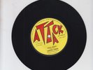 ATTACK/ NIAH DREAD  -  LESTER LEWIS - I MAN FREE  (76 REGGAE ROOTS 7