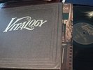 PEARL JAM VITALOGY LP ORIG PRESS EPIC VG+/VG+ W/BOOKLET AND INNER SLV GATEFOLD