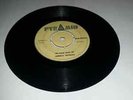 PYRAMID/ME NAW GIVE UP - DERRICK MORGAN [REGGAE]  7