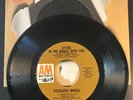 Stealers Wheel - Stuck In The Middle With You 45 RPM