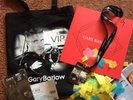 GARY BARLOW VIP PACKAGE 2018 Signed Programme Bag Keyring Pin Lanyard tape photo