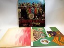 THE BEATLES 'Sgt Peppers Lonely Hearts Club Band' Vinyl Lp With Inner - D35