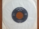 ELVIS PRESLEY All Shook Up/That's When Your... *MILITARY RESCO DOG* RCA 47-6870