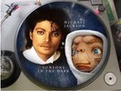 Michael Jackson - Someone In The Dark (Live) 12