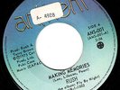 MFD IN CANADA 1975 ROCK 45 RPM RUSH : MAKING MEMORIES + TEMPLES OF SYRINX