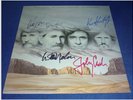 ORIGINAL SIGNED LP  Johnny Cash Willie Nelson Kris Kristofferson Waylon Jennings