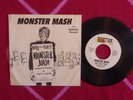 BOBBY BORIS PICKETT Monster Mash 45 rpm w/ PICTURE SLEEVE Garpax 1962