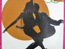 SOUL II Soul- KEEP ON MOVIN- Australian Pressing- Single- TEN 263- 1989 RARE