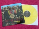 THE BEATLES SGT PEPPERS LONELY HEARTS CLUB BAND YELLOW COLOURED VINYL MINT-