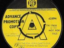 SCRUGG - WILL THE REAL GERALDINE PLEASE STAND - 60's Psych Mod - UK Pye Promo 45