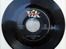 Joe Clay, Vik 0218 Get On The Right Track / Crackerjack - Killer Rockabilly EX+