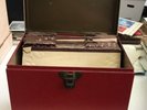 Vintage METAL 45 SINGLES STORAGE CASE Vinyl Records Red Cream w/ 26 WLP 45s
