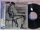 HORACE SILVER QUINTET & TRIO BLOWIN' THE BLUES AWAY BLUE NOTE BN 4017 Japan LP