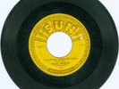 ELVIS PRESLEY - Sun 217-Baby Let's Play House/I'm Left, You're Right, She's Gone