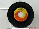 THE BEATLES-(45)-I WANT TO HOLD YOUR HAND/I SAW HER STANDING THERE CAPITOL- 1964