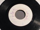 The Consumates / The Soul Vendors ?– What Is It / Musical Happiness