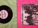 VIOLATORS: GANGLAND/THE FUGITIVE: NO FUTURE OI 9: :PUNK VERY RARE 7