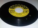 DUTCHESS/WHEN MY BABY SMILES - THE SILVERTONES/LYNN TAITT & THE COMETS  [SKA] 7