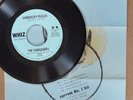 SWEET SOUL 45 - THE VANGUARDS - SOMEBODY PLEASE /I CAN'T USE YOU w/ INSERT Hear