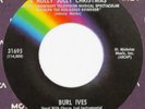 BURL IVES Holly Jolly Christmas / Snow for Johnny MCA 45 Near Mint Xmas 7” HEAR