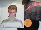 NON GATEFOLD  WITH BLACK(NOT BLUE) INSERT SONG SHEET DAVID BOWIE LP ALADDIN SANE