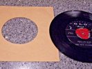 The Fugitives She's My Baby/That's Queer GLO 45 5241 VERY RARE  GARAGE ROCK