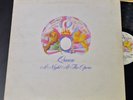 Queen - A Night At The Opera - UK 1975 LP Embossed 1°Stampa EMTC103 - VINILE VG+