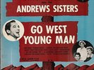 Bing Crosby & the Andrew Sisters 45 box set Go West Young Man Decca, Very Nice