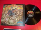ELTON JOHN 1975 LP CAPTAIN FANTASTIC ON CLASSIC ROCK VINTAGE VINYL  ALL INSERTS
