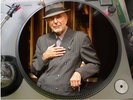 Leonard Cohen - Dance Me to the End of Love  12