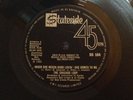 THE CHICAGO LOOP - SHE COMES TO ME rare UK 1966 / GARAGE / PSYCH / 1 PLAY -MINT-