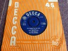 PAUL AND RITCHIE AND THE CRYING SHAMES, SEPTEMBER IN THE RAIN 1966 DECCA SINGLE