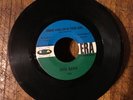 Jesse Davis 45 Near Mint 1967 Gonna Hang On In There Girl / Albuquerque Era SOUL