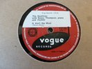 THE SWALLOWS WITH SONNY THOMPSON IT AIN'T THE MEAT VOGUE V2136 78 RPM  EXCELLENT