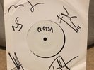 QUEENS OF THE STONE AGE - The Fun Machine Took A Sh*t UK fully signed 7
