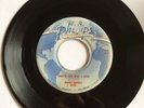 45  Johnny Carroll   That's The Way I Love/'ll Wait   Phillips International 352