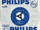 Frankie Valli:You're ready now/Cry for me:UK Philips.Northern Soul Classic
