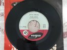 45 tours Johnny Hallyday - Vogue juke box à New Orleans - V.45-811