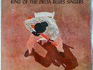 ROBERT JOHNSON. KING OF THE DELTA BLUES SINGERS.  VINYL LP RECORD. CBS 1966.