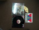 KISS Love Gun  Vinyl 1977  Gun Insert Sterling Stampers both sides BLOOD INSERT