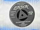 HARVEY & THE MOONGLOWS 